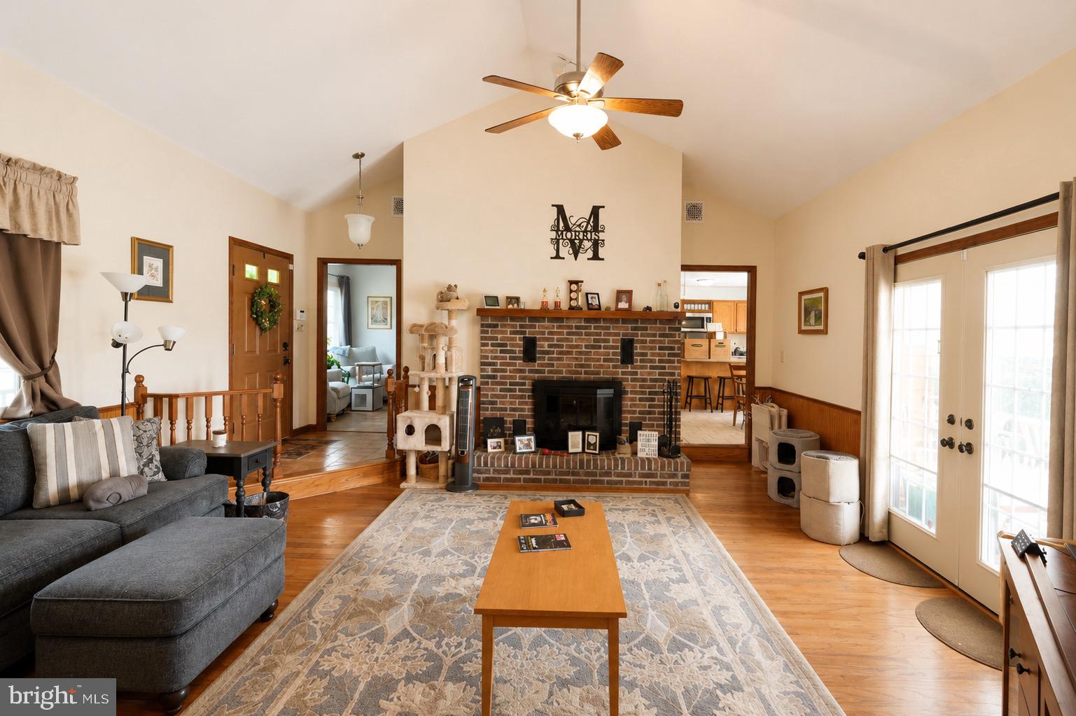 19 PINE TAVERN ROAD