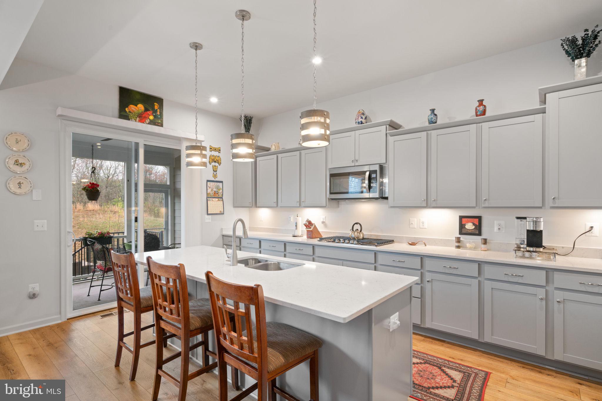 POTOMAC SHORES - Residential