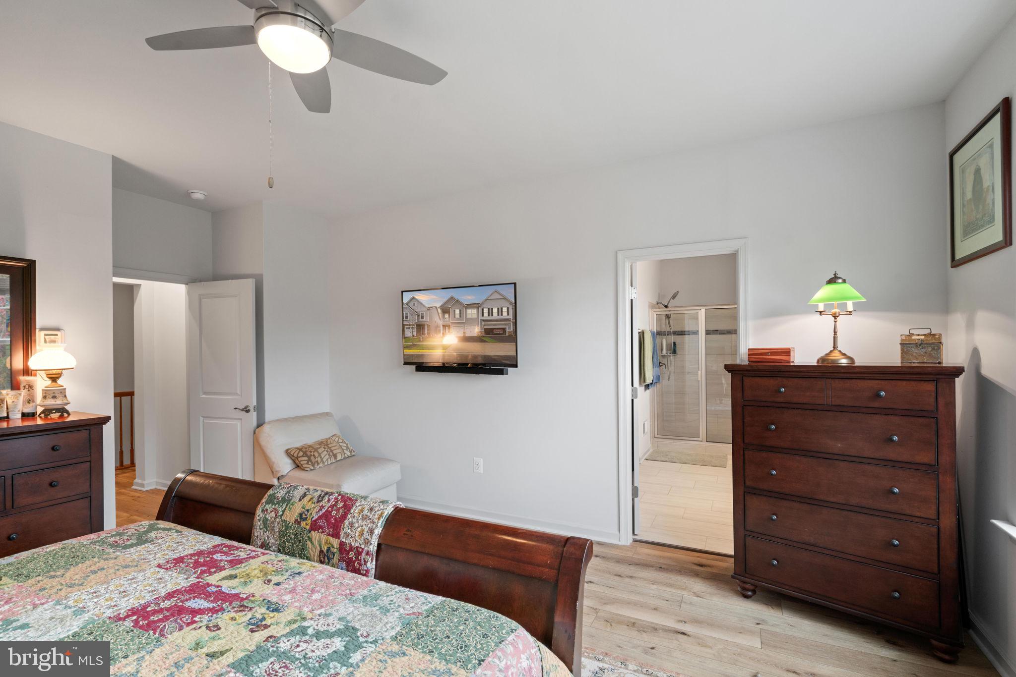 POTOMAC SHORES - Residential