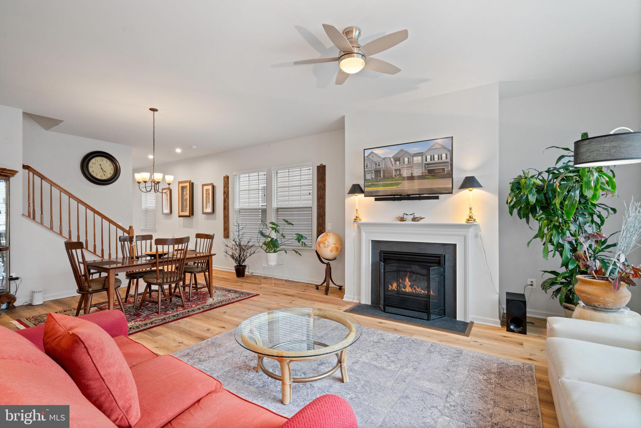 POTOMAC SHORES - Residential