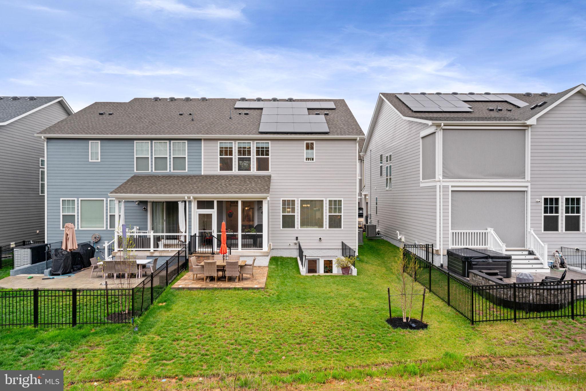 POTOMAC SHORES - Residential