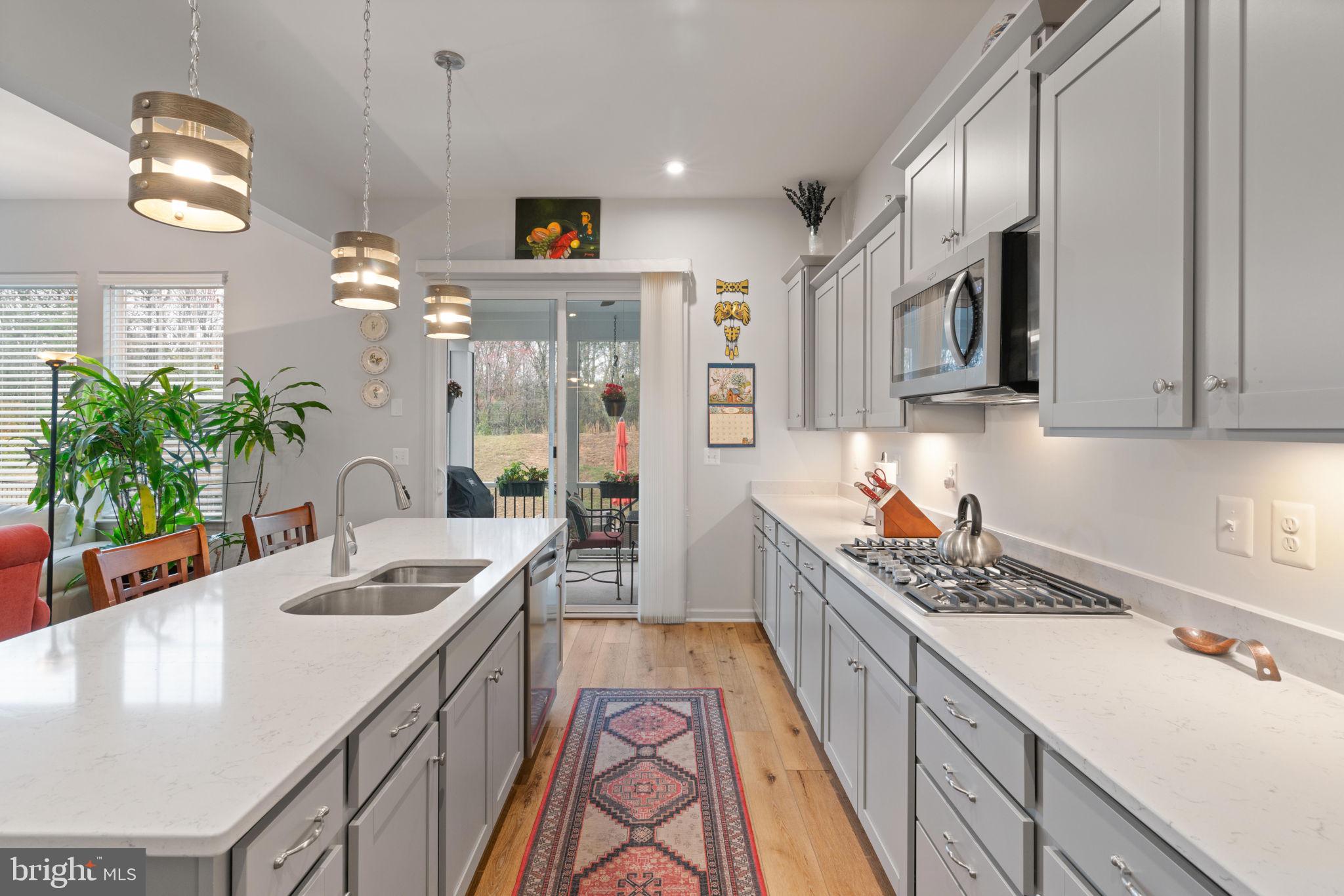 POTOMAC SHORES - Residential