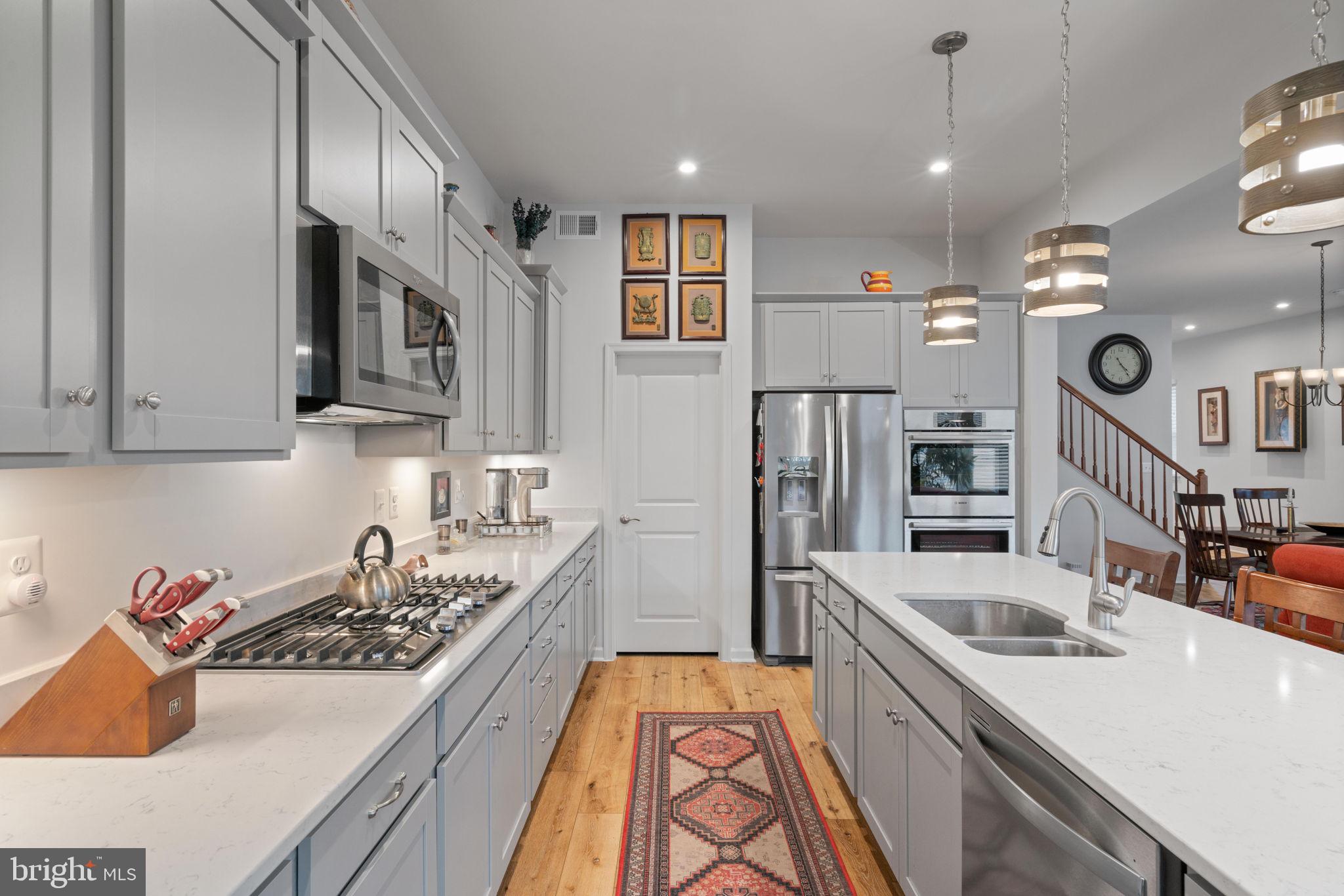 POTOMAC SHORES - Residential