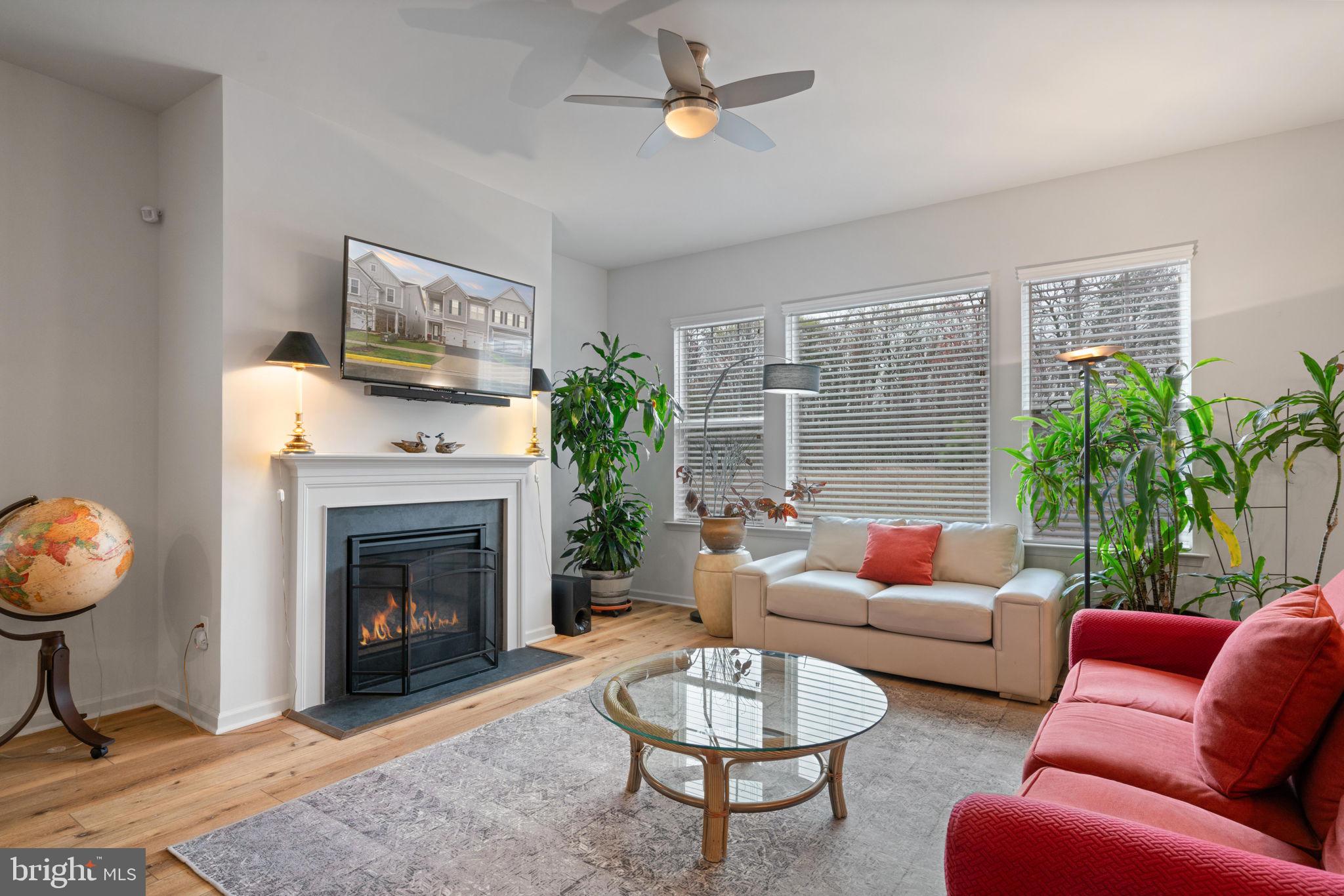 POTOMAC SHORES - Residential