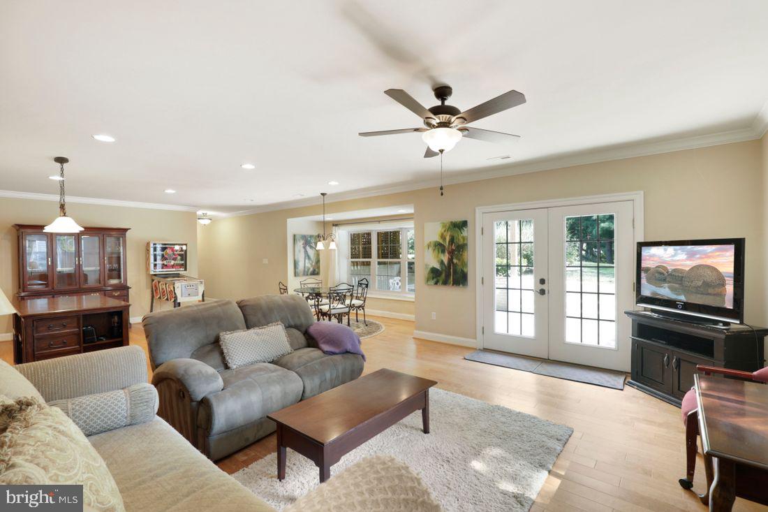 SEVERNA PARK - Residential