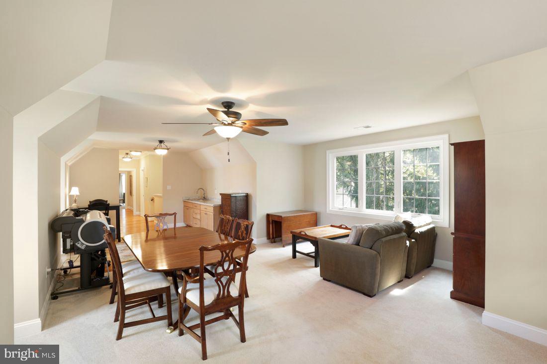 SEVERNA PARK - Residential