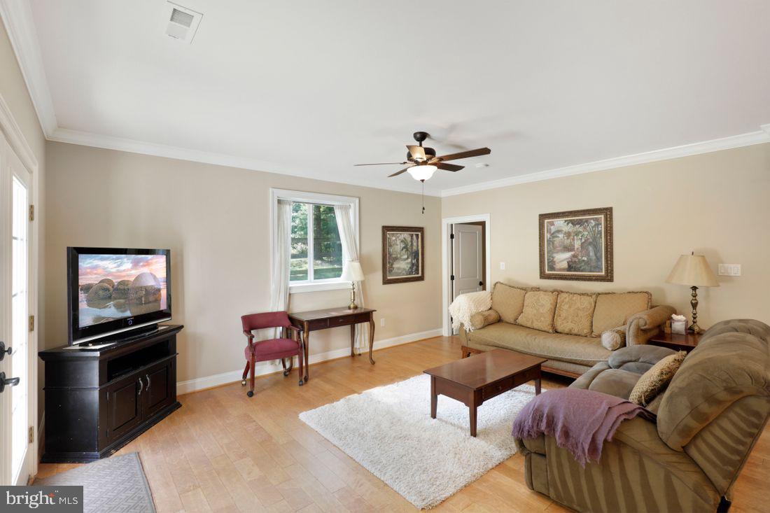 SEVERNA PARK - Residential