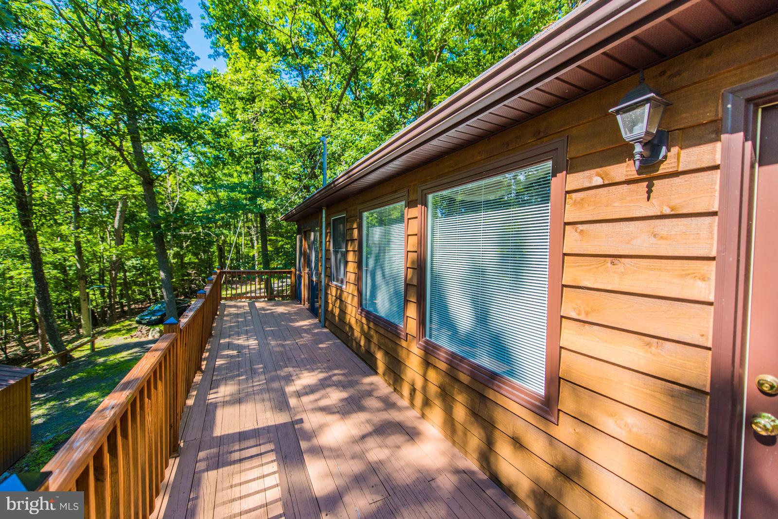 ROUSE MOUNTAIN - Residential