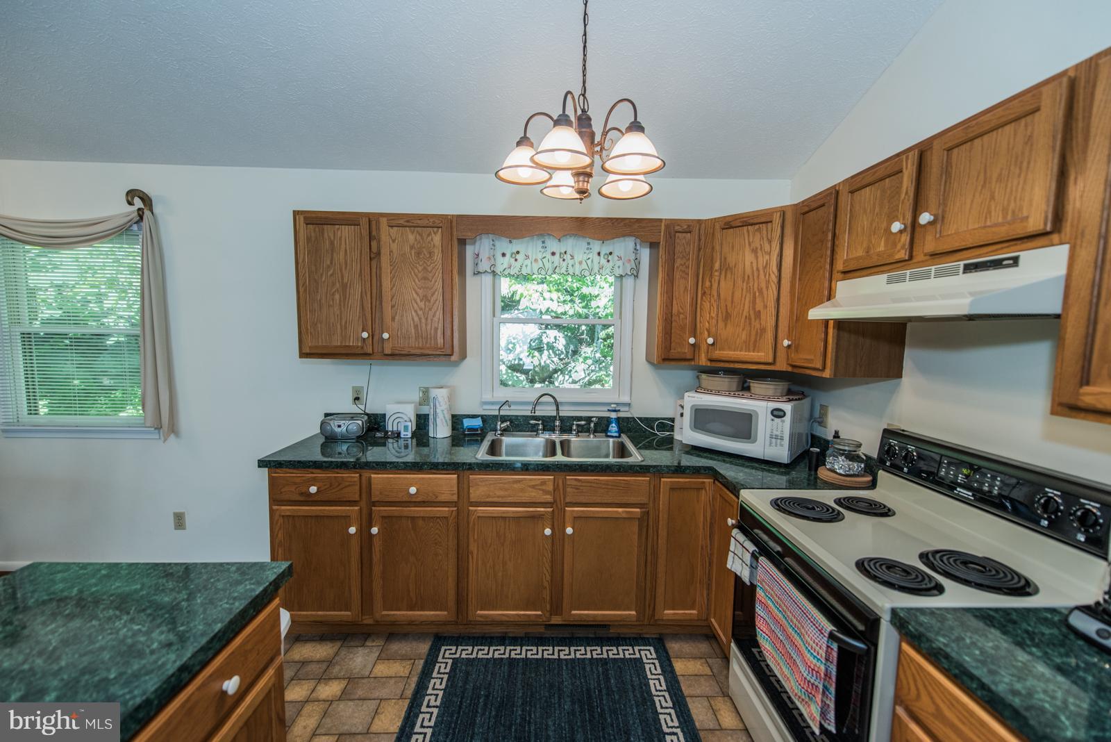 ROUSE MOUNTAIN - Residential