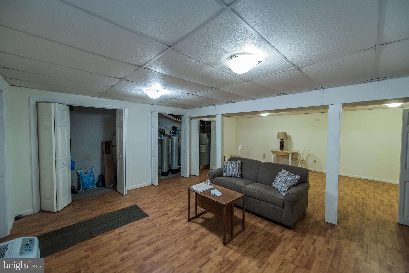 ROUSE MOUNTAIN - Residential