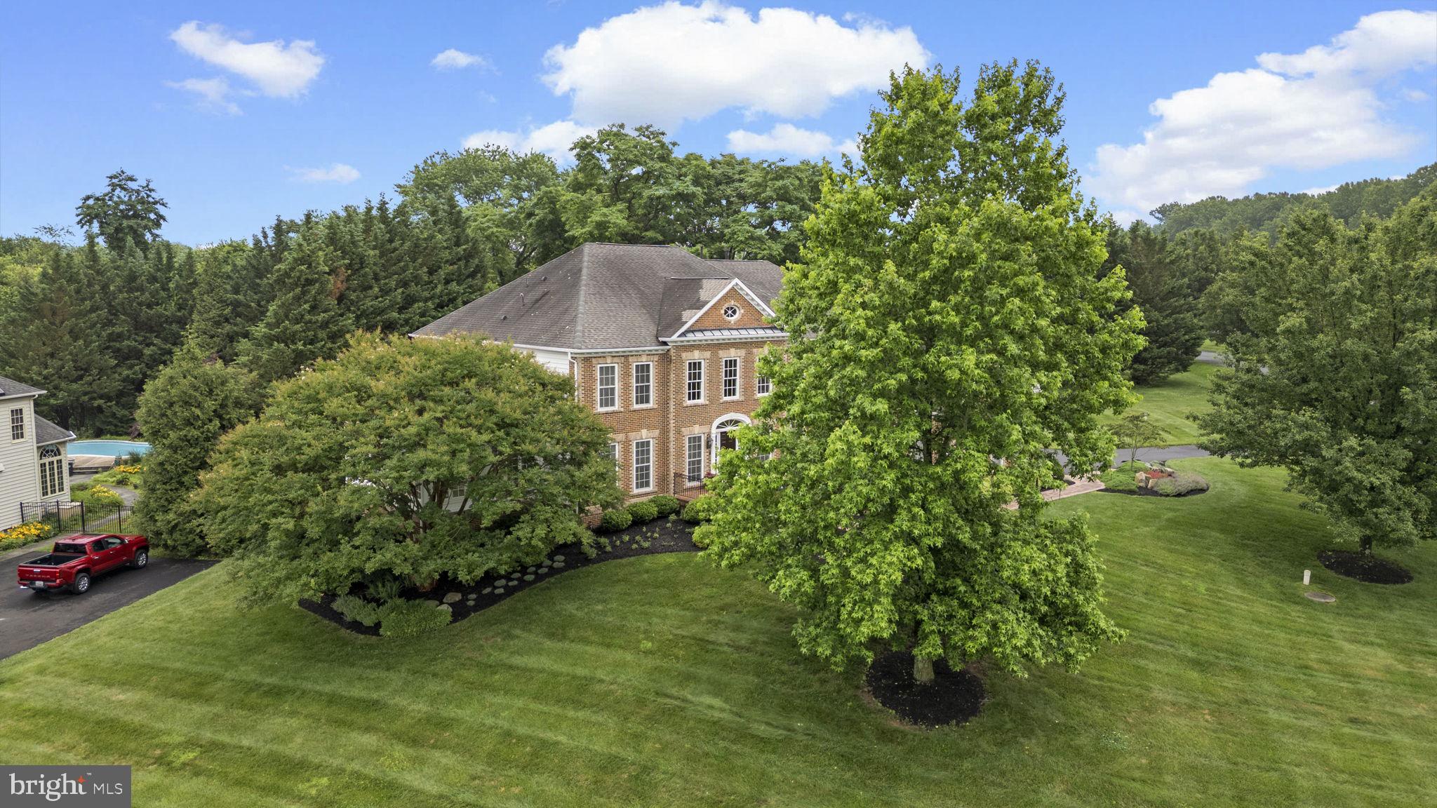 DENIT ESTATES - Residential