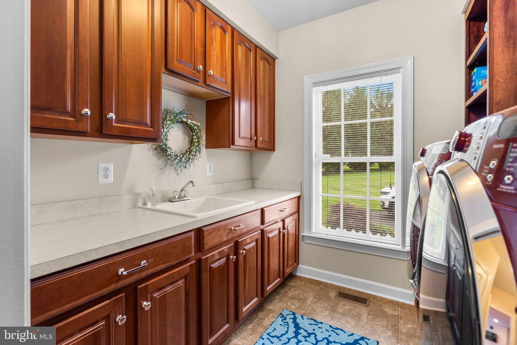 DENIT ESTATES - Residential