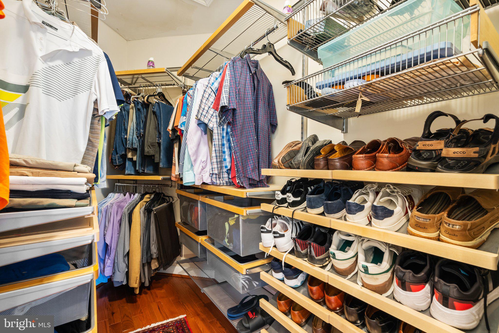 DENIT ESTATES - Residential