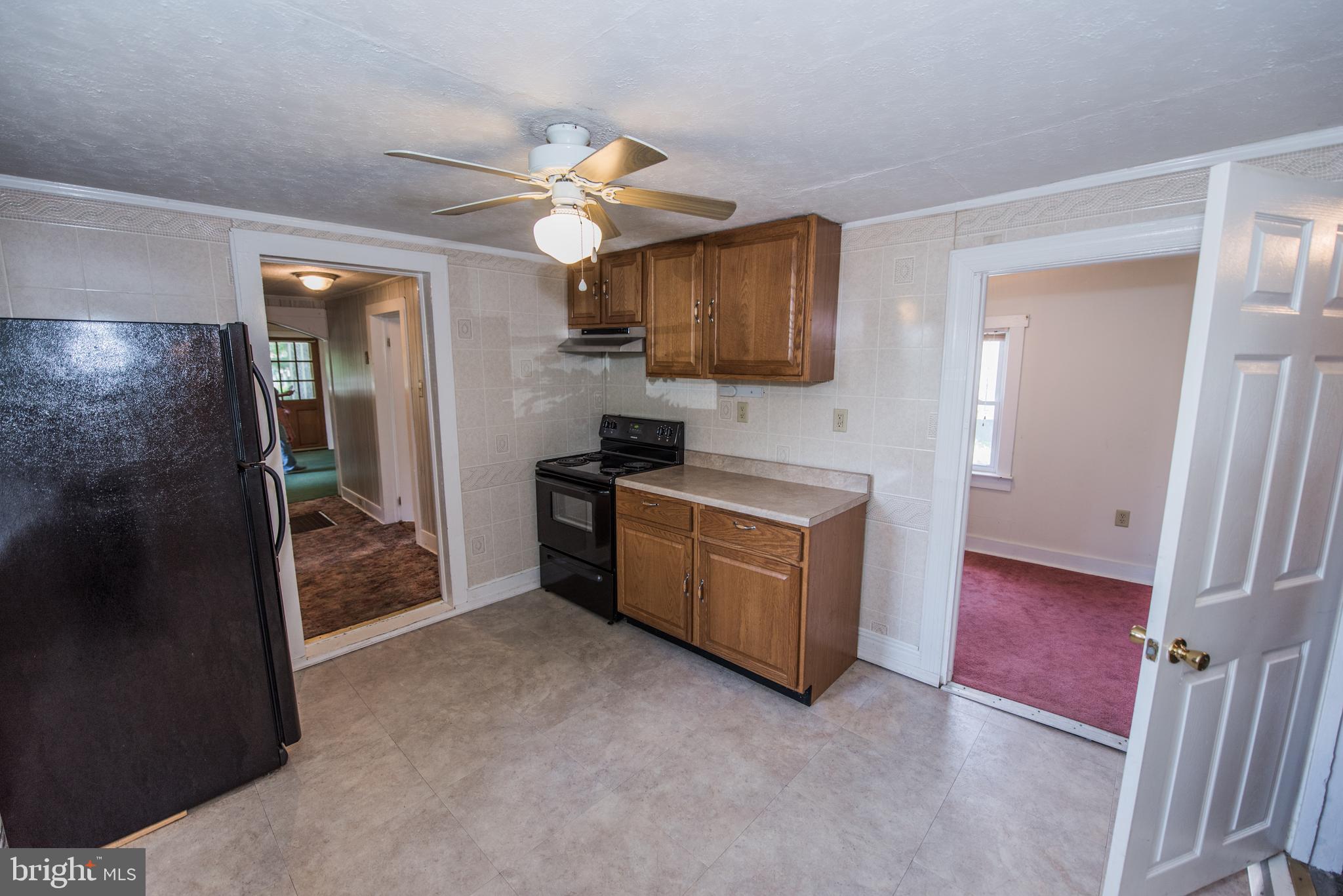 ROUND HILL - Residential