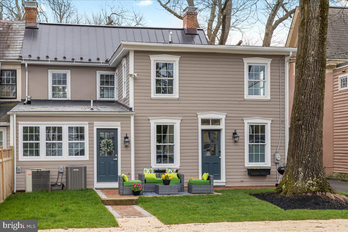 DOYLESTOWN BORO - Residential