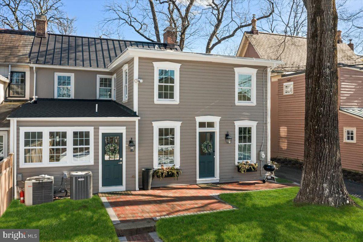 DOYLESTOWN BORO - Residential