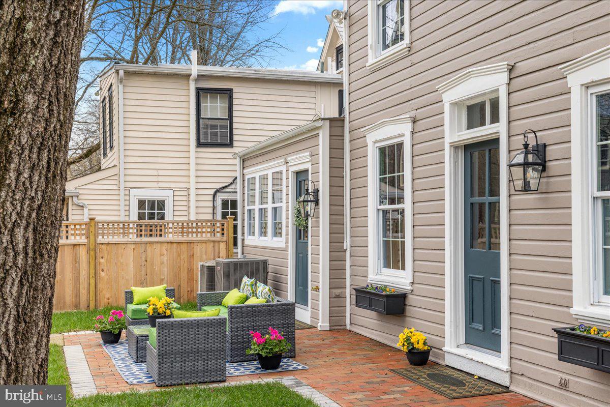 DOYLESTOWN BORO - Residential