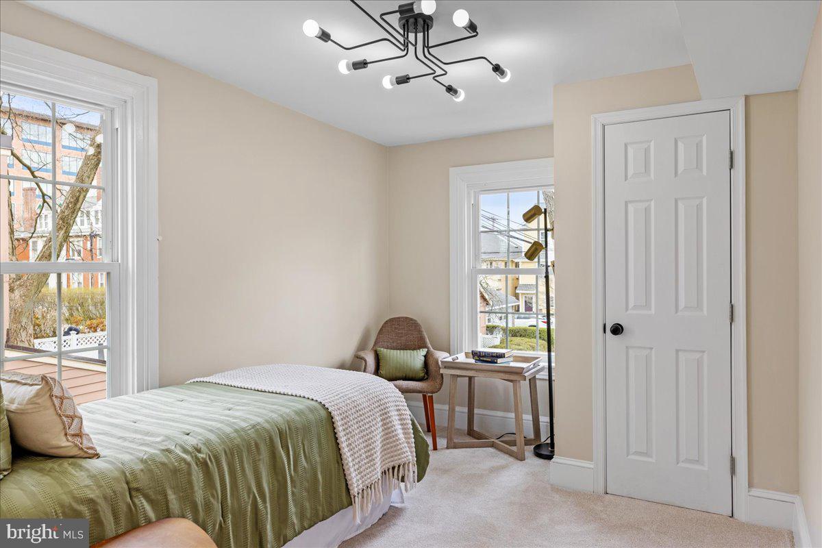 DOYLESTOWN BORO - Residential