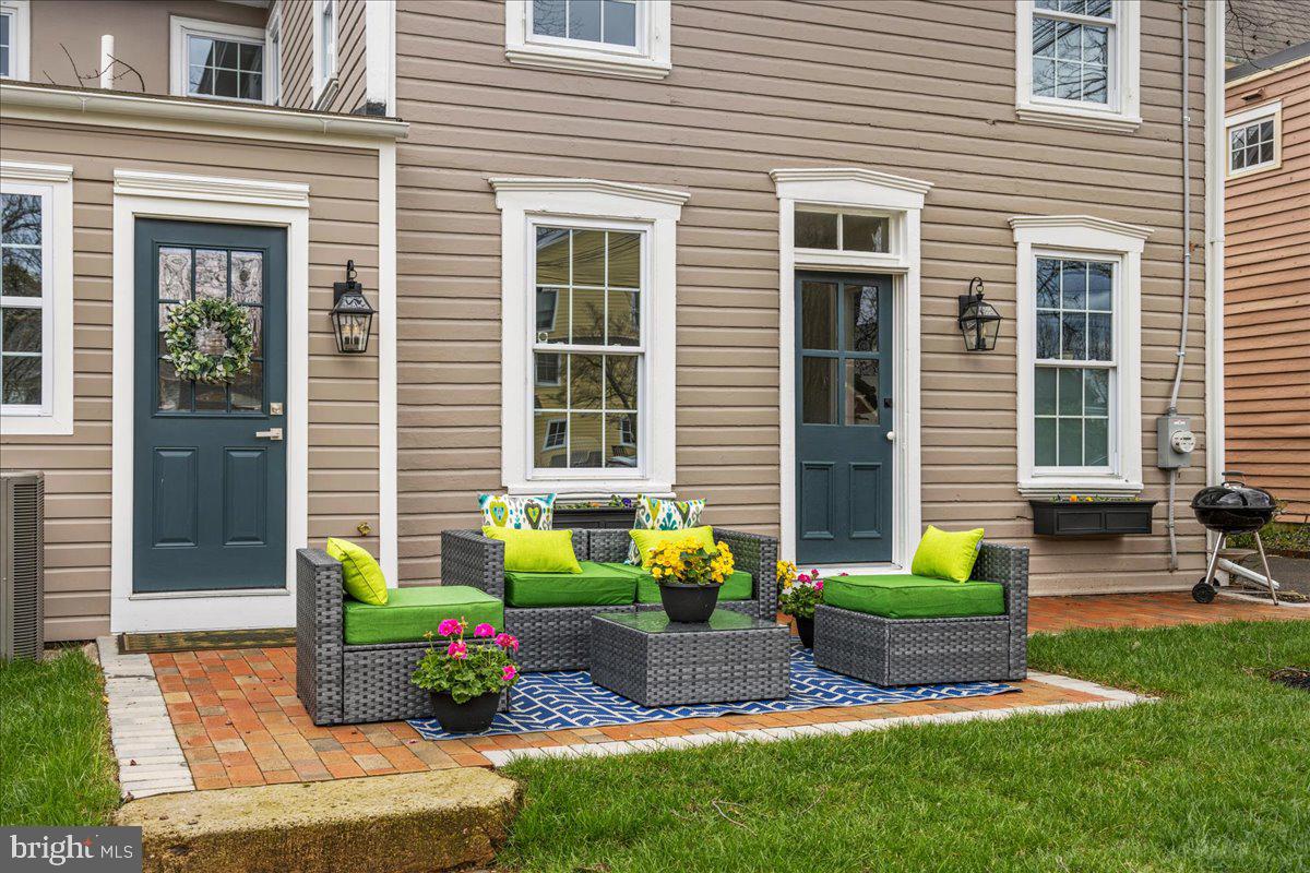 DOYLESTOWN BORO - Residential