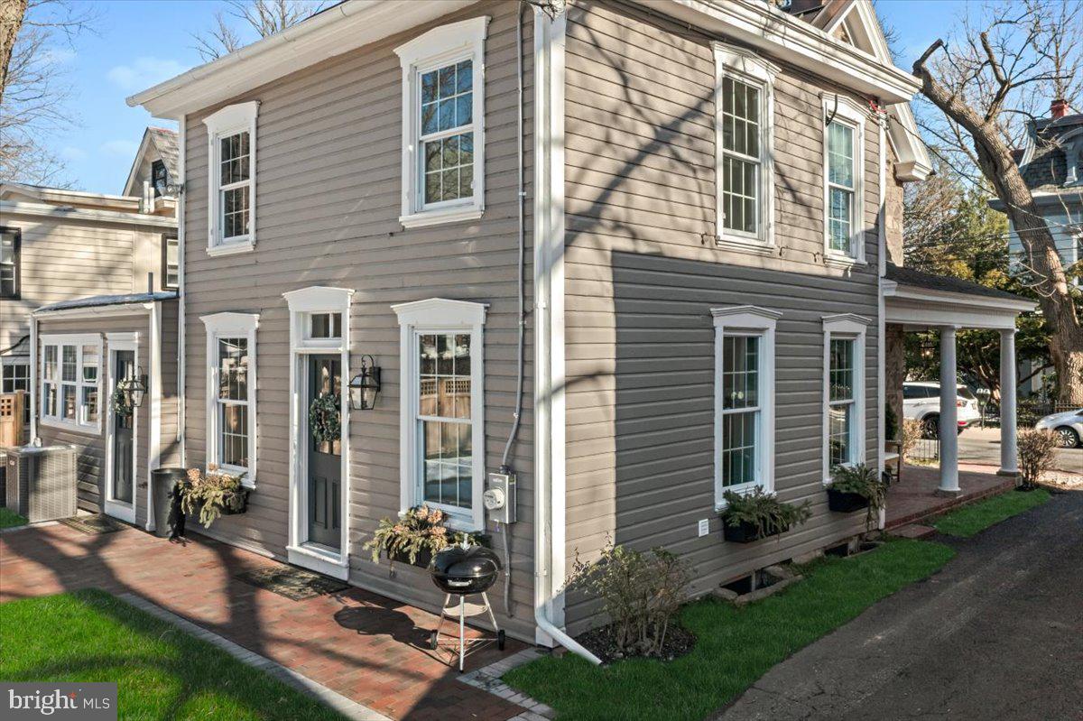 DOYLESTOWN BORO - Residential