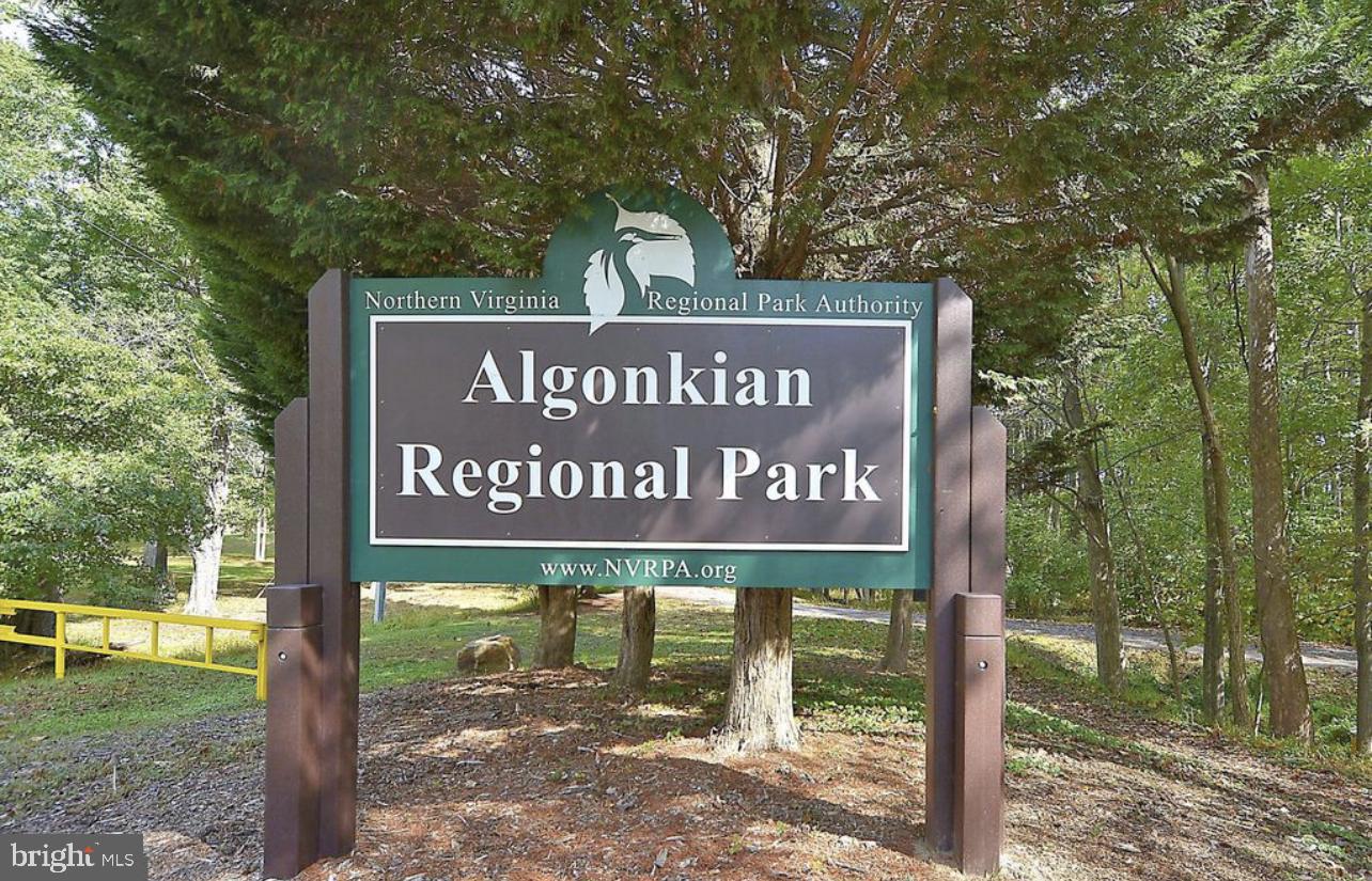 LOWES ISLAND - Residential Lease