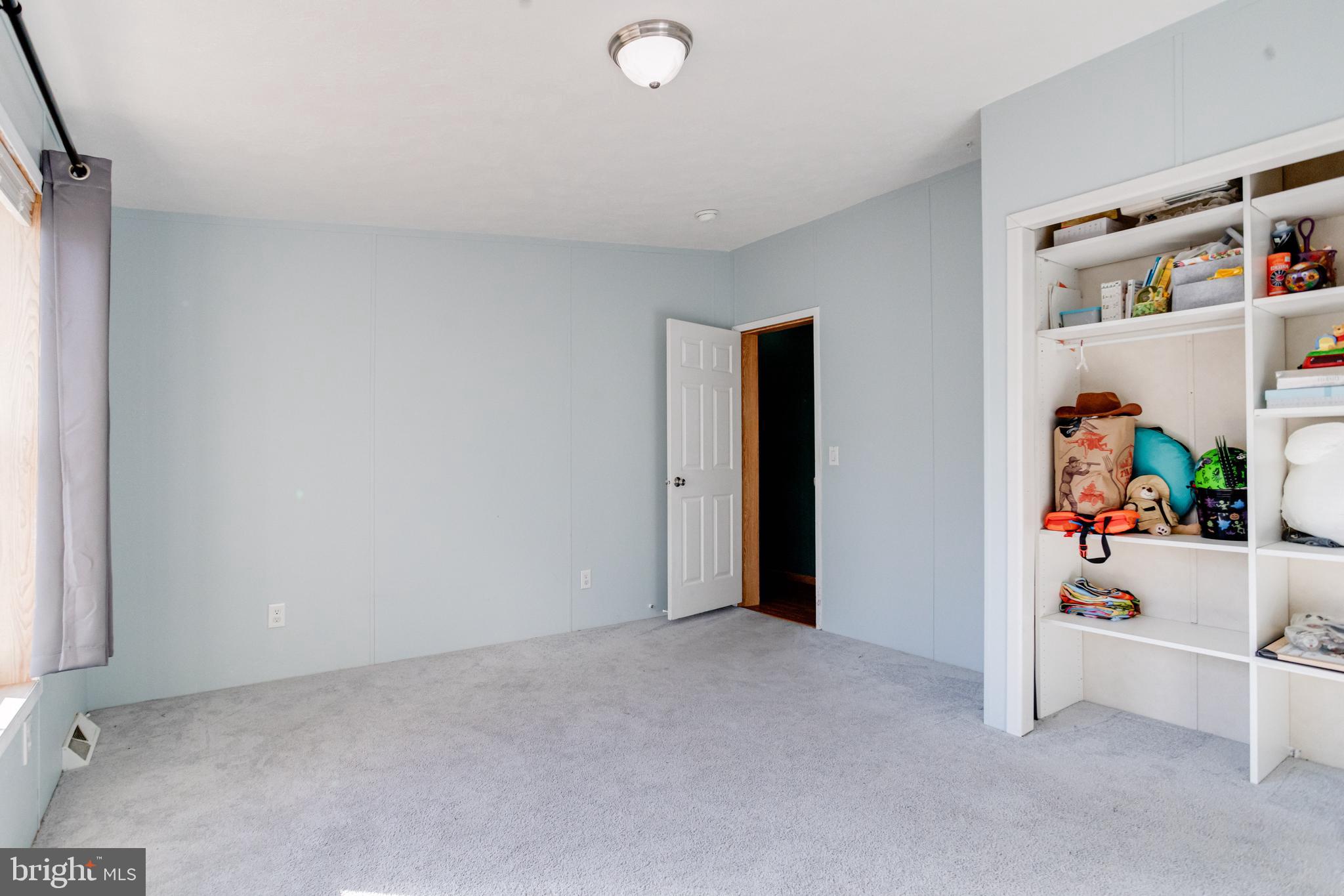 ARUNDEL MOBILE VILLAGE - Residential