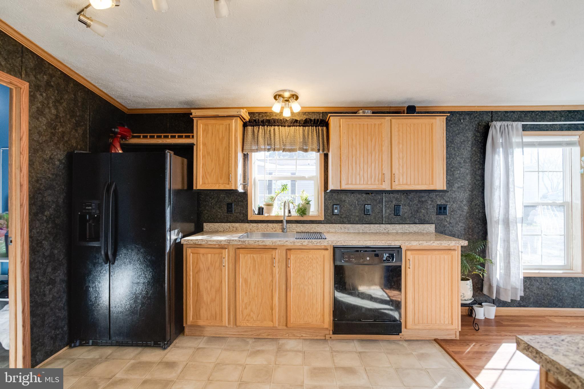 ARUNDEL MOBILE VILLAGE - Residential