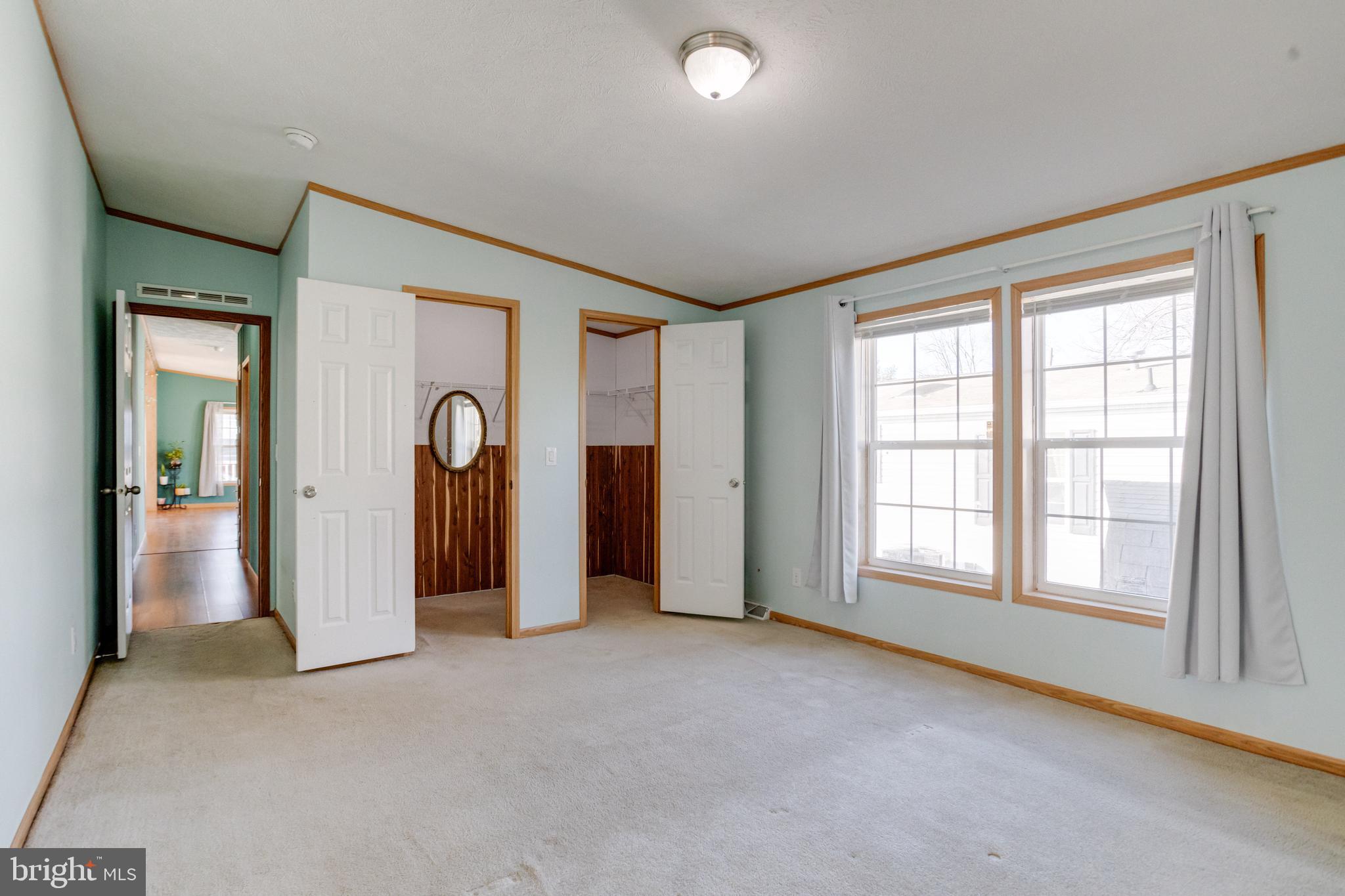 ARUNDEL MOBILE VILLAGE - Residential