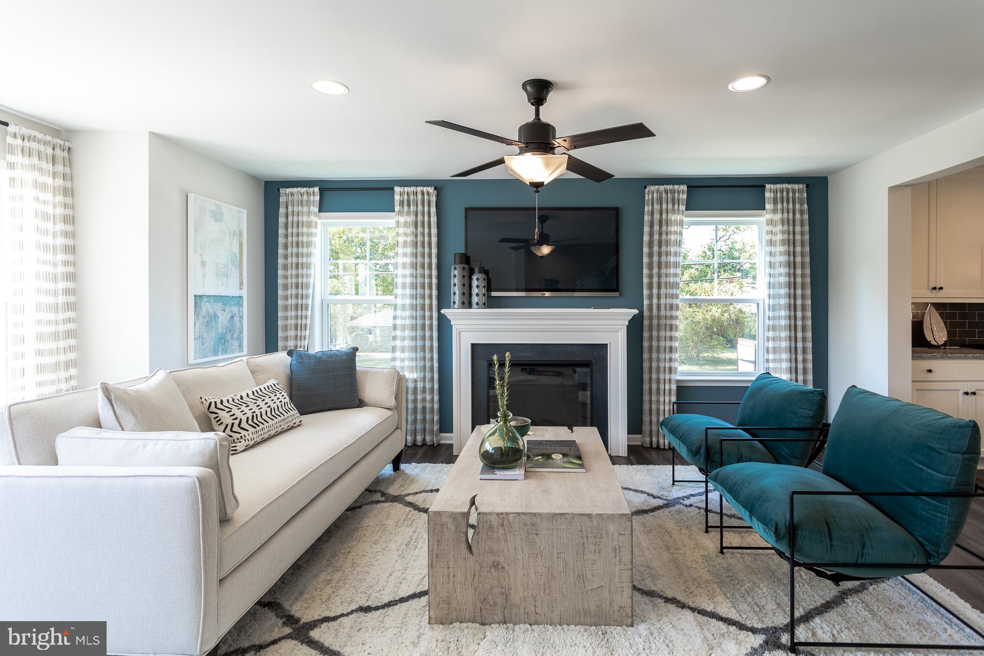 York II Garage 3 Beds 3.5 Baths with 10X10 Deck Composite COMP Listing *Photos may not be of actual home. Photos may be of similar home/floorplan if home is under construction or if this is a base price listing.