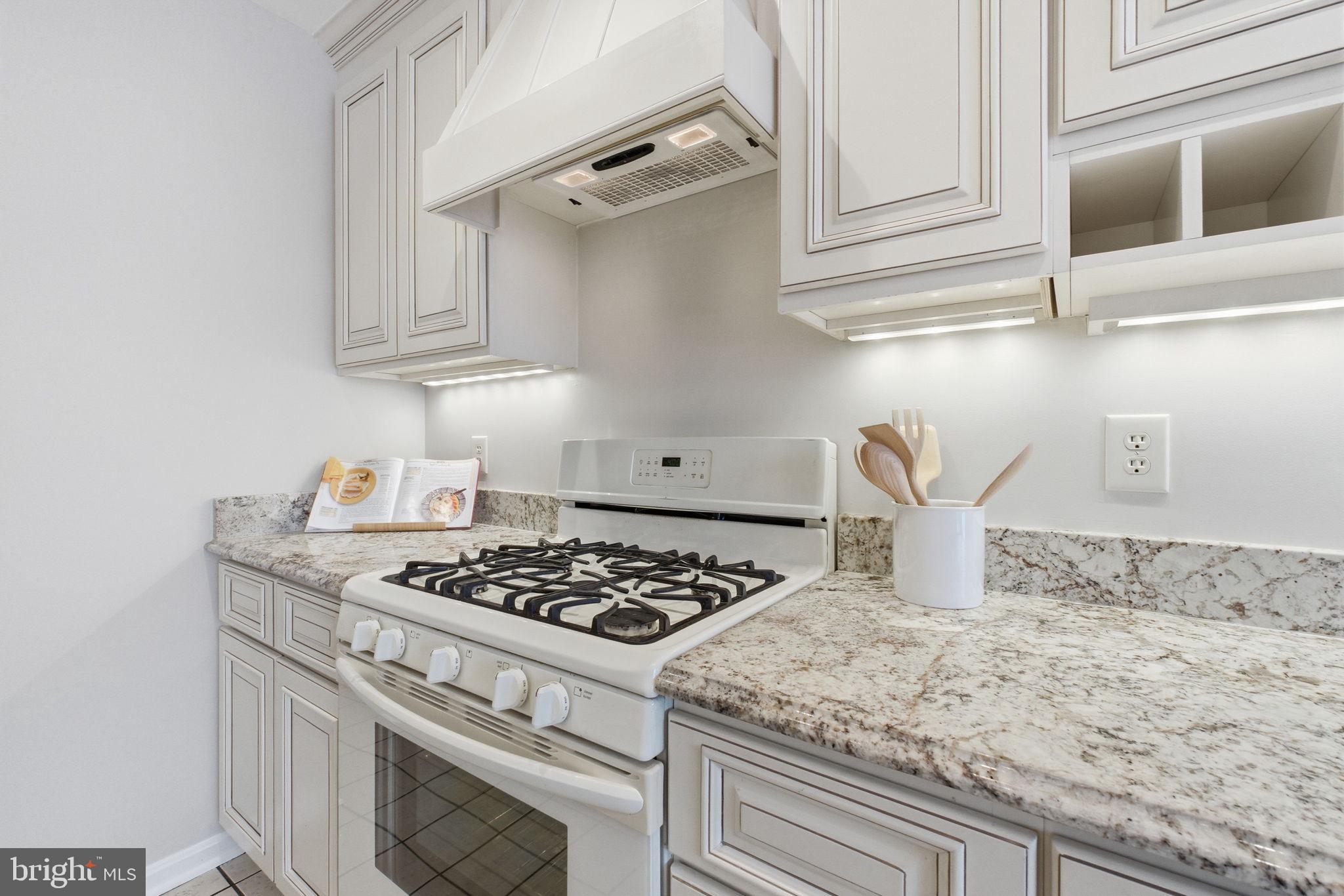 2145 KINGS MILL COURT