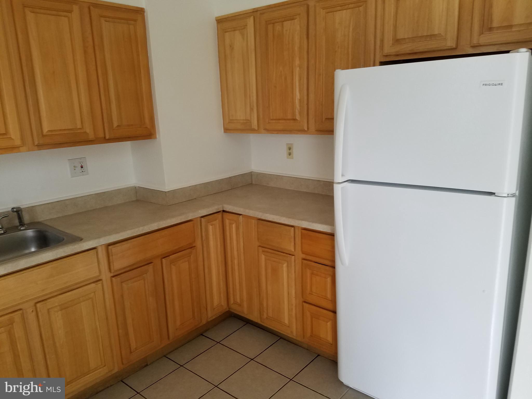 COURTLEIGH - Residential Lease