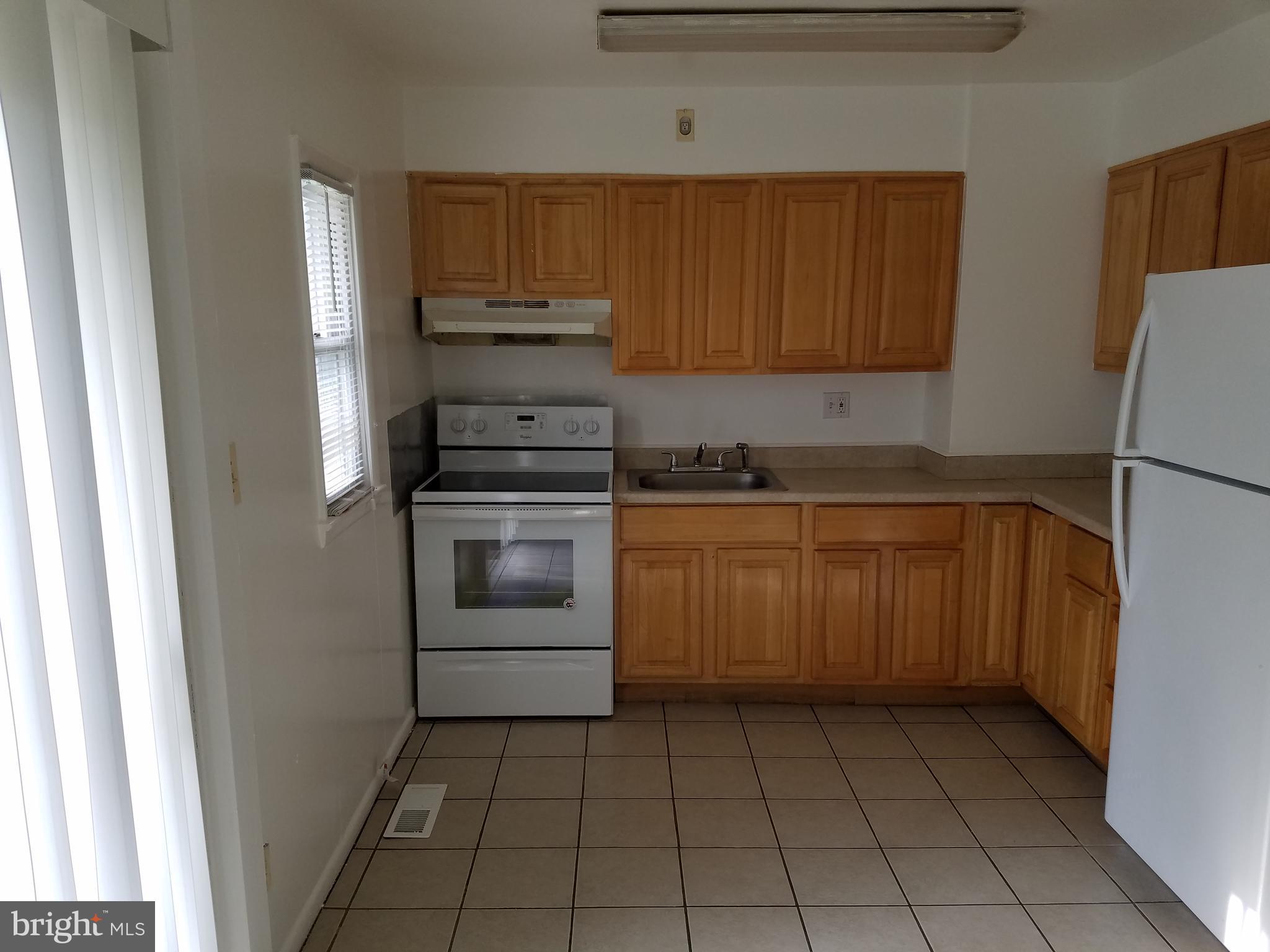 COURTLEIGH - Residential Lease