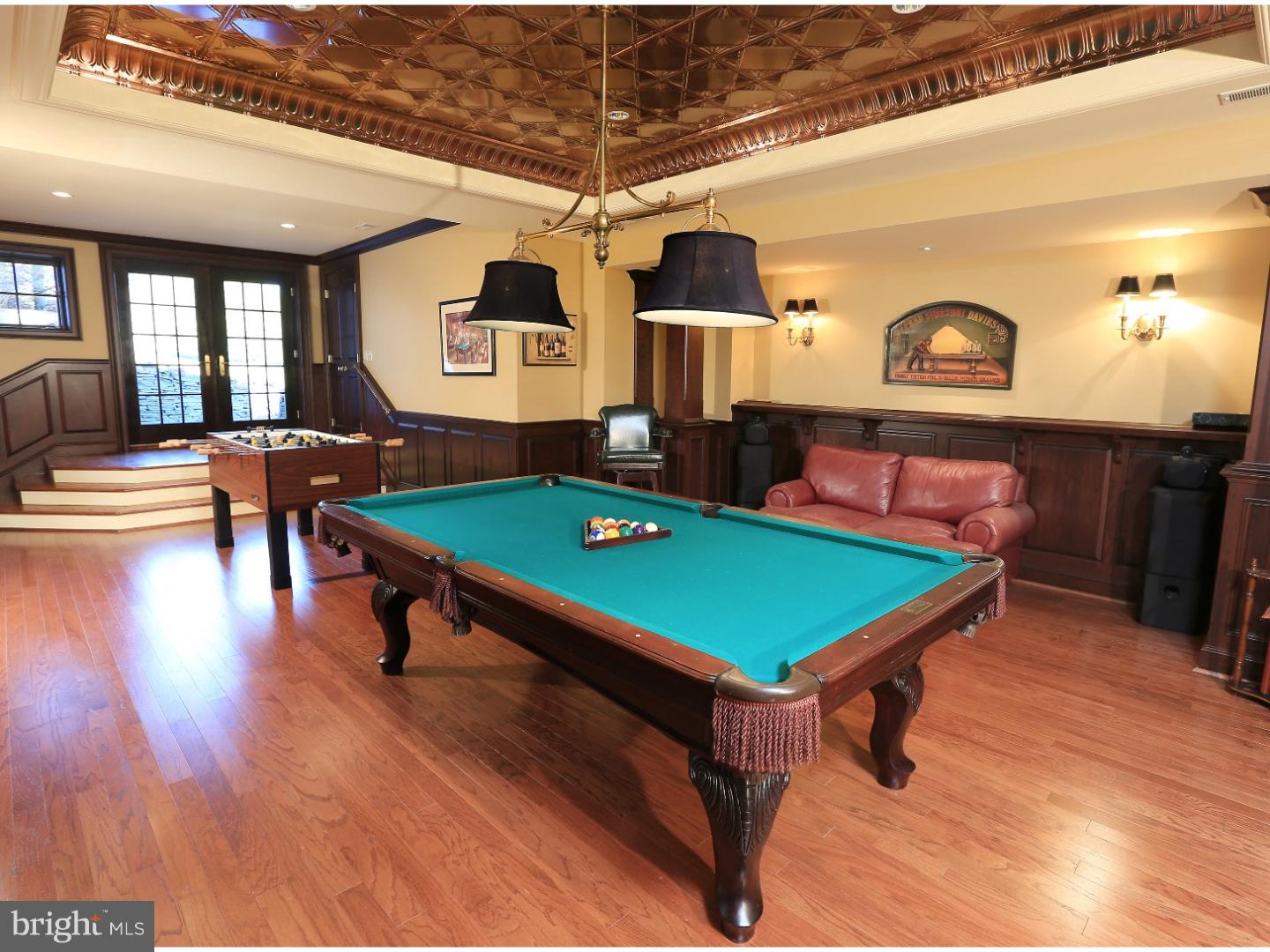 CANTERBURY WOODS - Residential