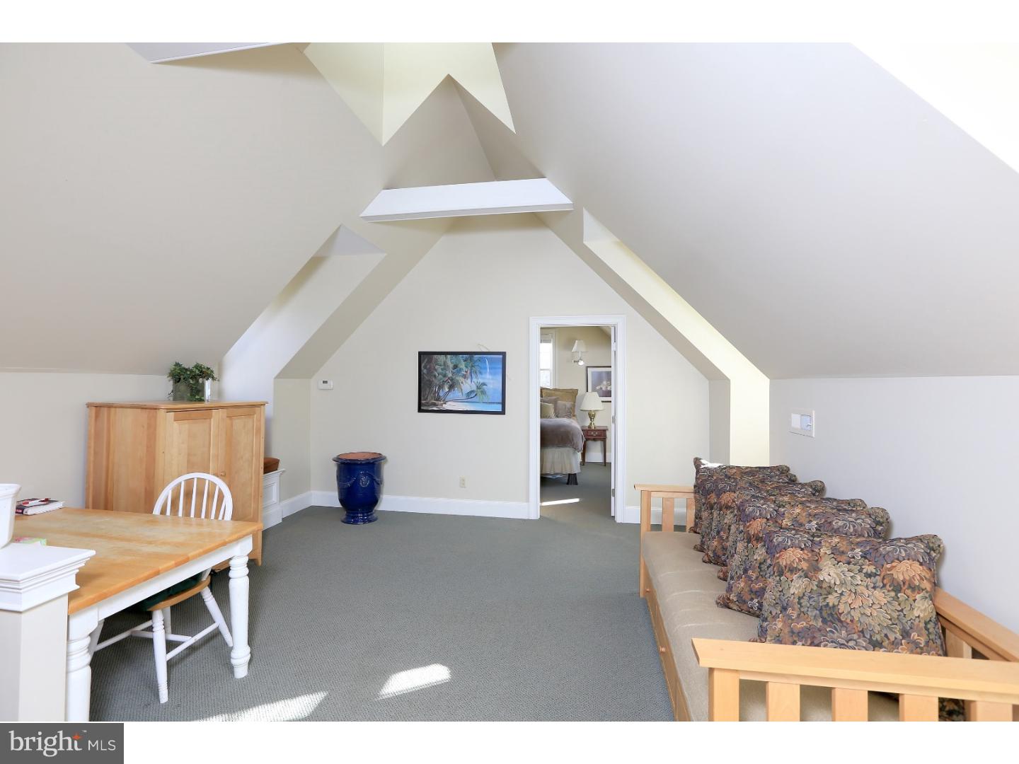 CANTERBURY WOODS - Residential