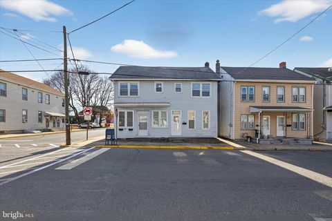 2202 LEHMAN STREET LEBANON PA 17046