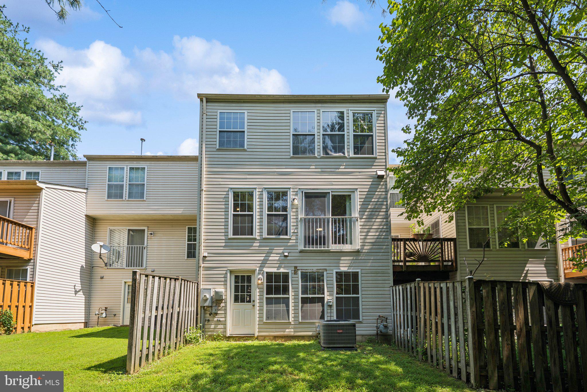 PINEY GLEN VILLAGE - Residential Lease