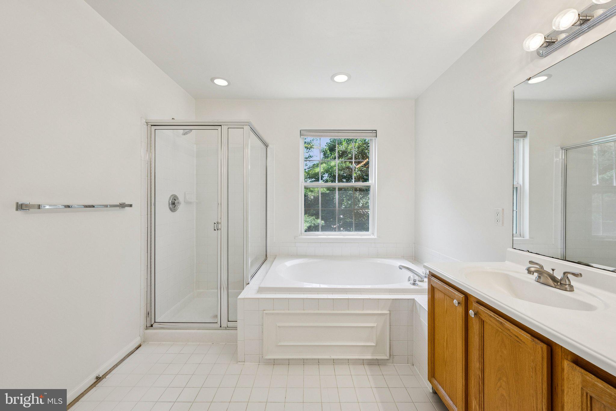 PINEY GLEN VILLAGE - Residential Lease