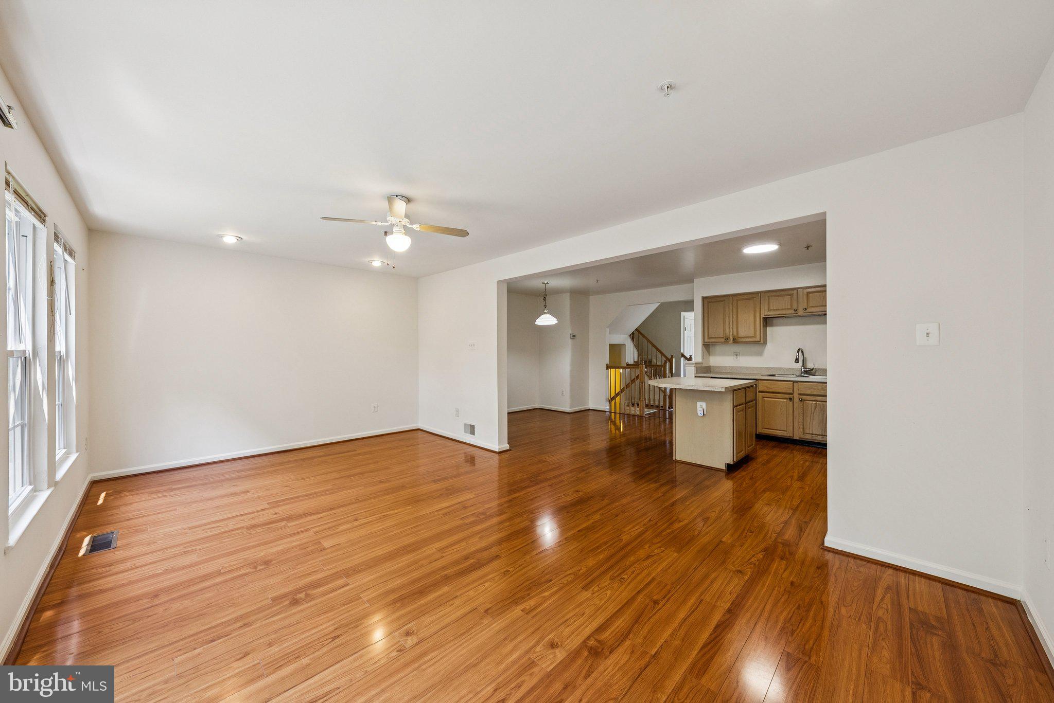 PINEY GLEN VILLAGE - Residential Lease