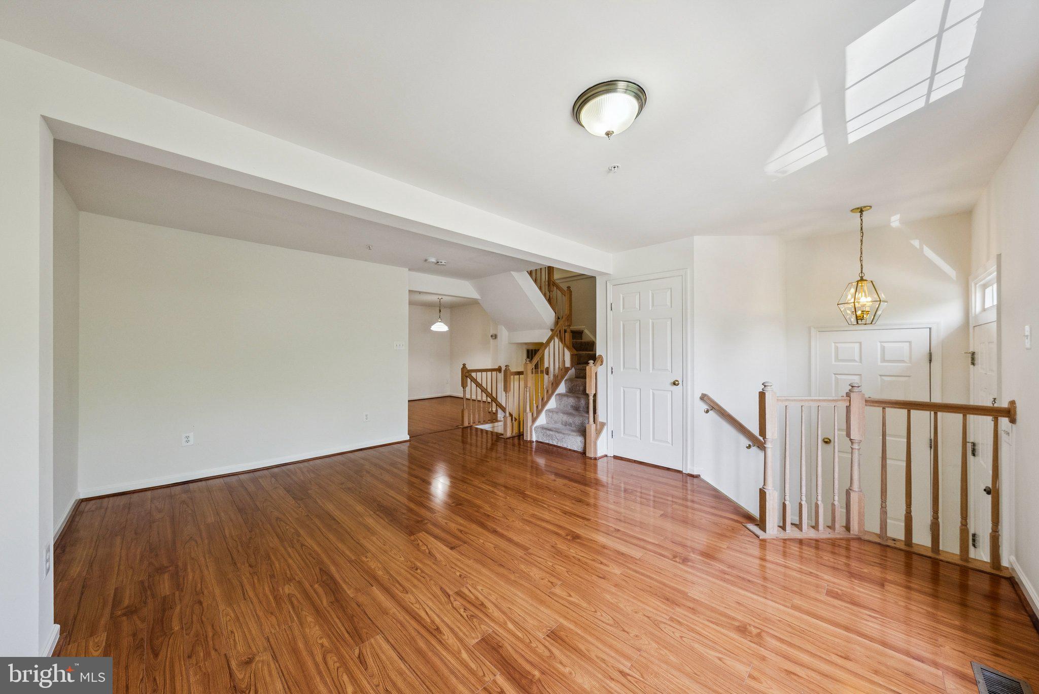 PINEY GLEN VILLAGE - Residential Lease