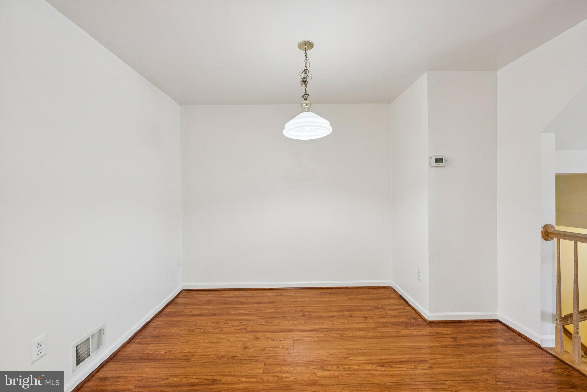 PINEY GLEN VILLAGE - Residential Lease