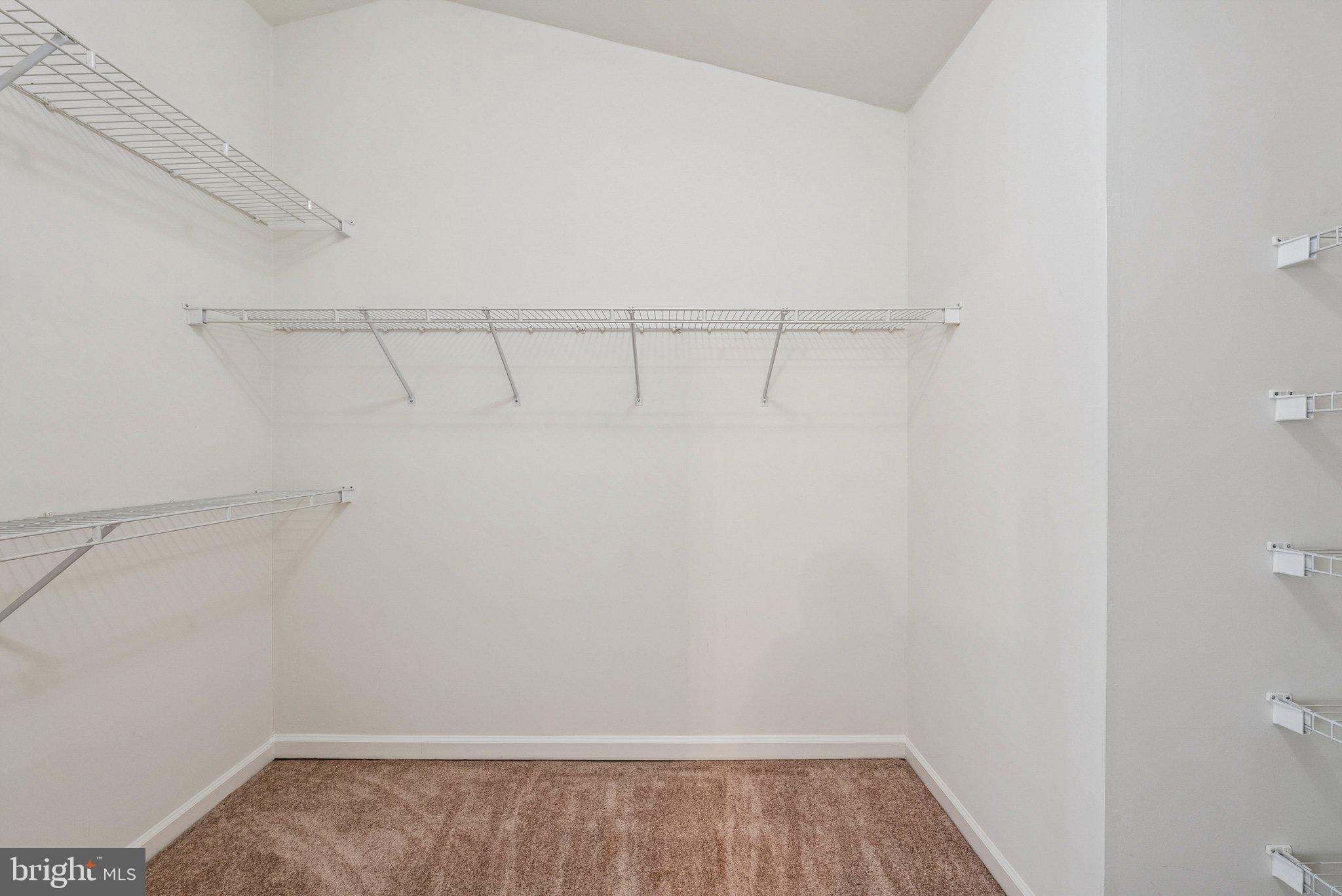 PINEY GLEN VILLAGE - Residential Lease