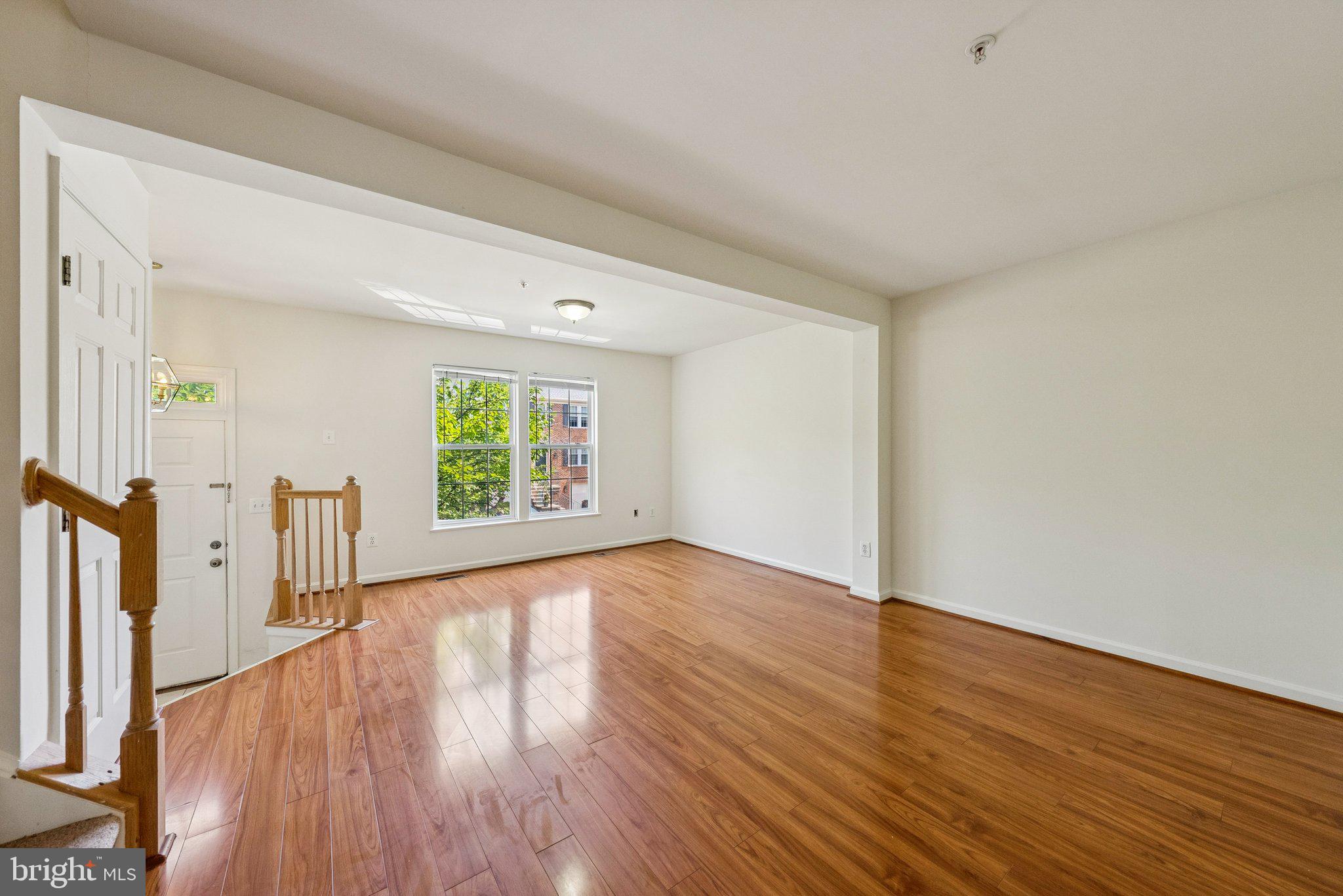 PINEY GLEN VILLAGE - Residential Lease