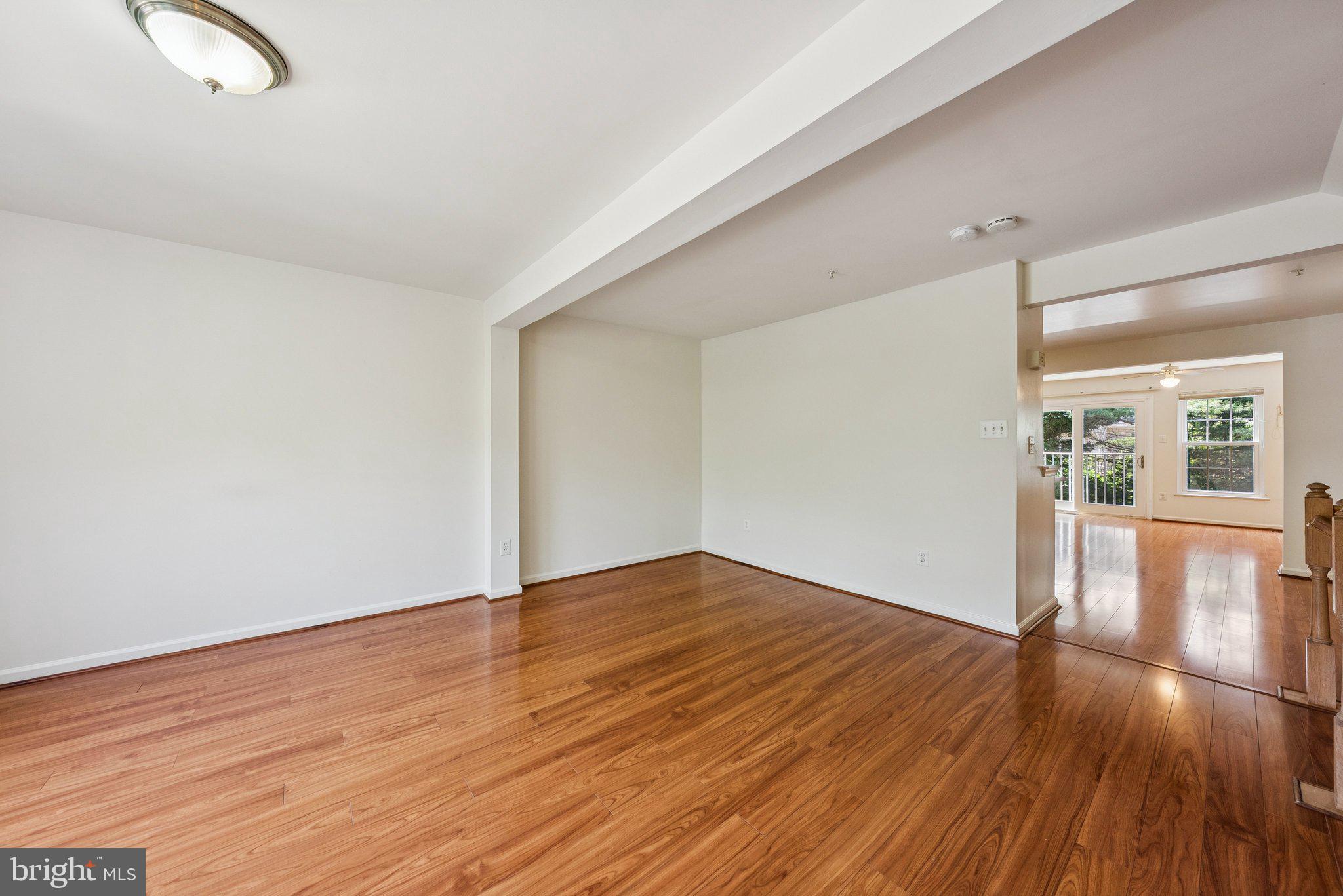 PINEY GLEN VILLAGE - Residential Lease