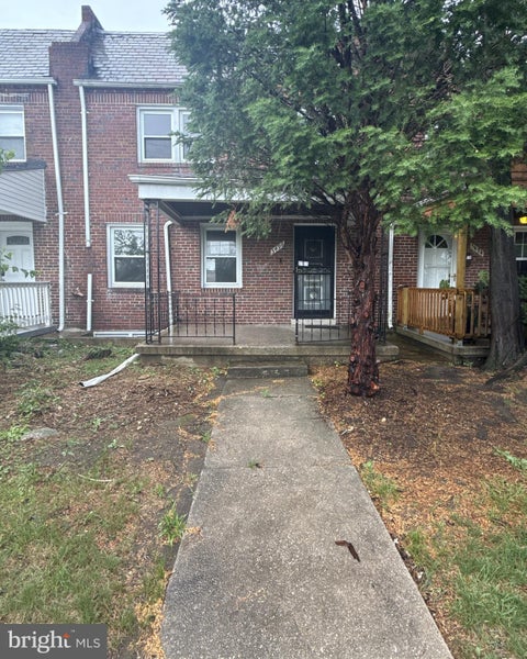 Townhouse For Sale - 3496 Dolfield Avenue<br/> BALTIMORE, MD 21215