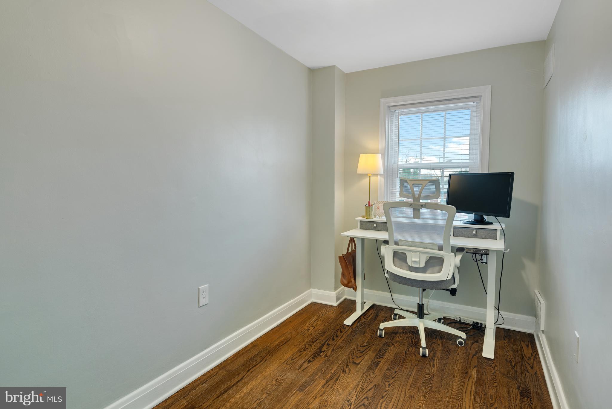 MEDFIELD - Residential