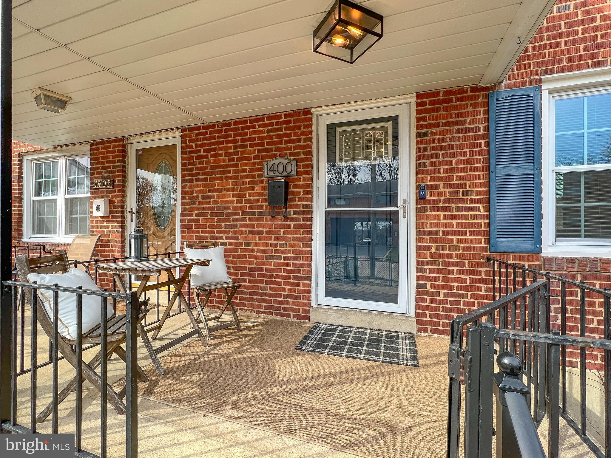 MEDFIELD - Residential