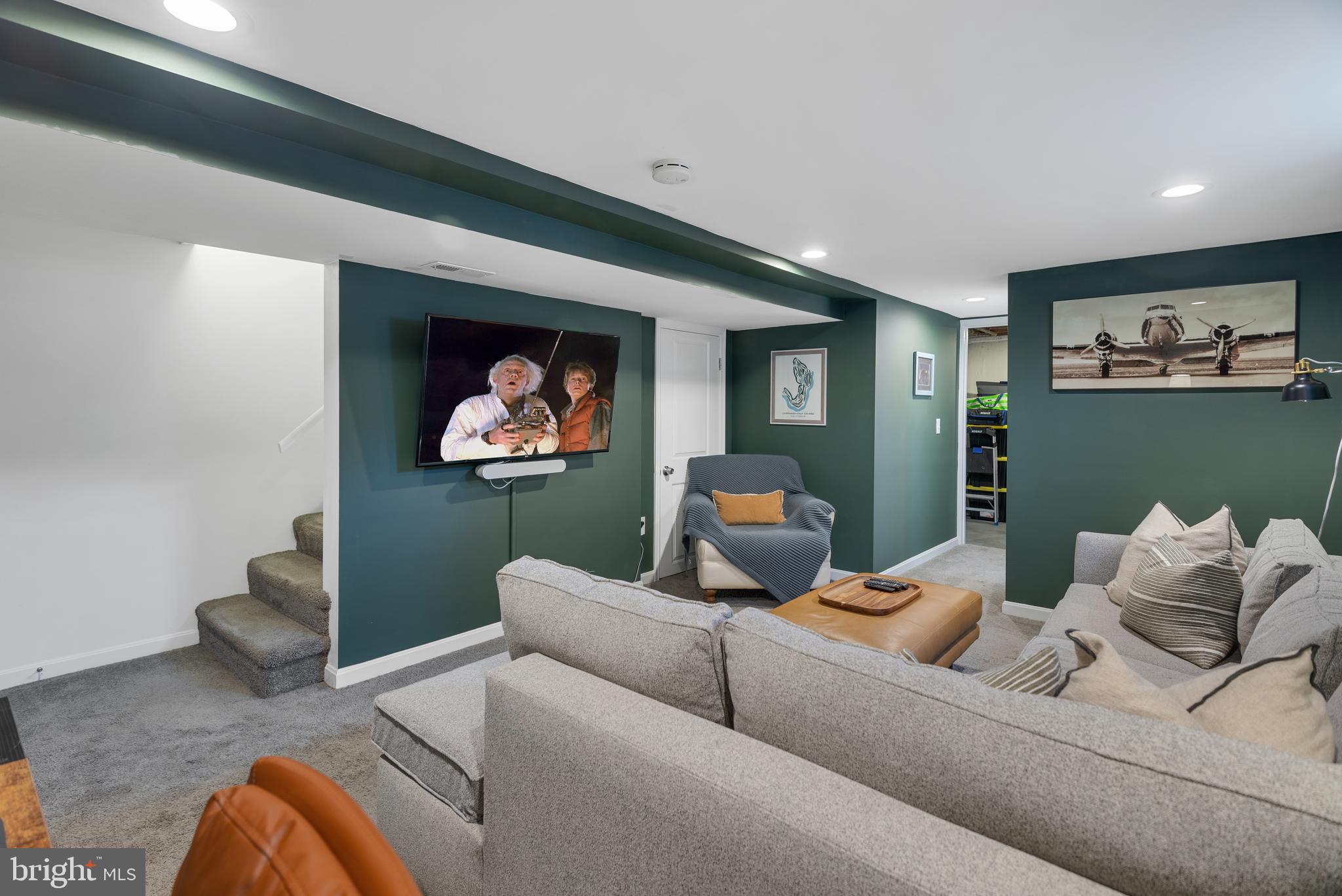 MEDFIELD - Residential