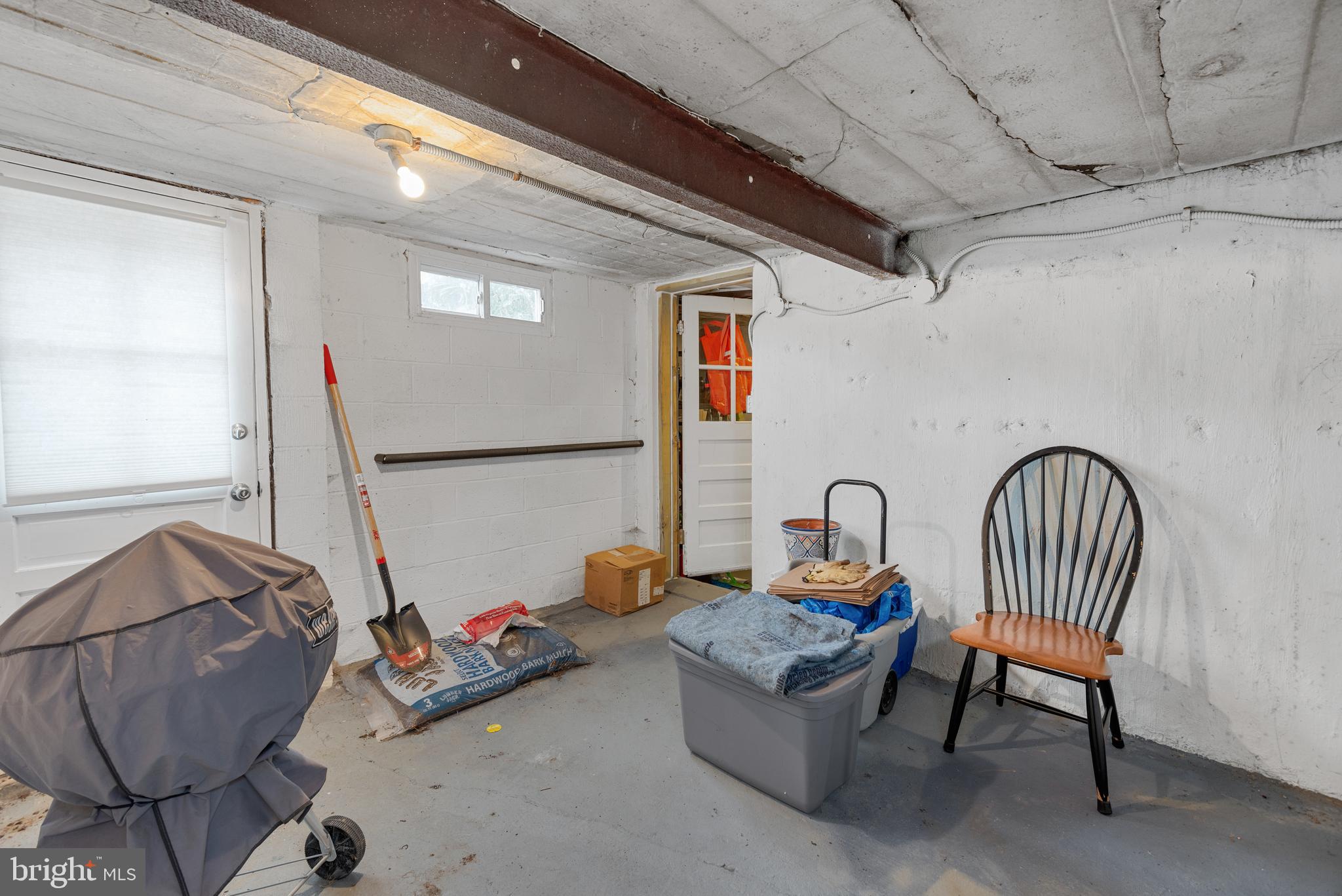 MEDFIELD - Residential