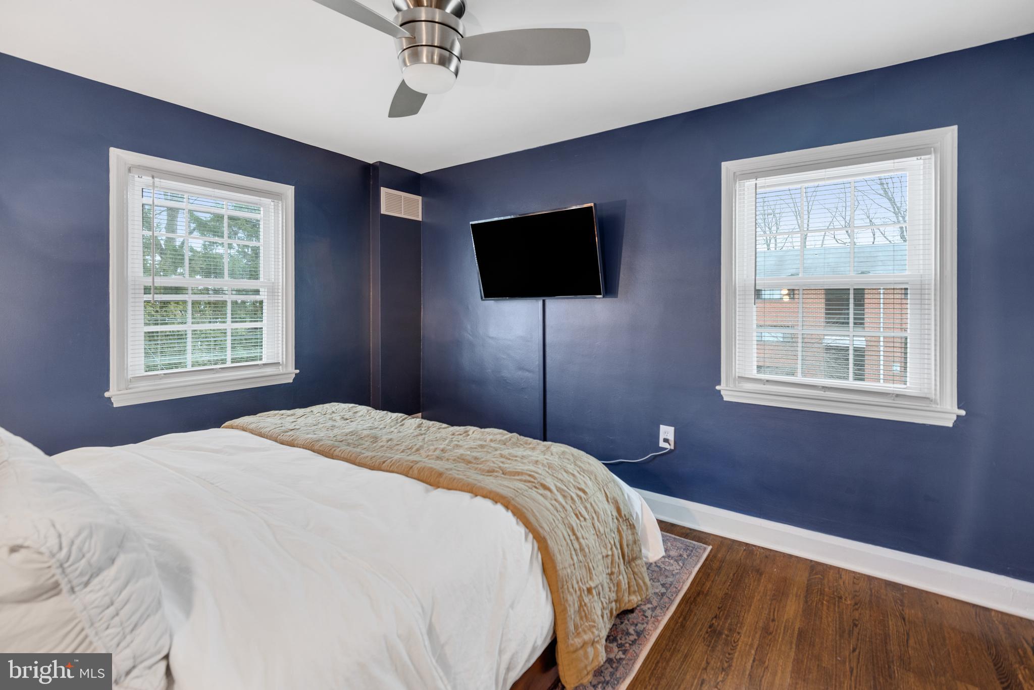 MEDFIELD - Residential