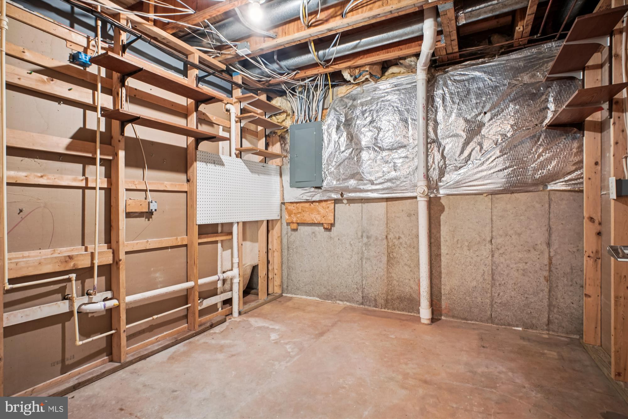 DRANESVILLE ESTATES - Residential